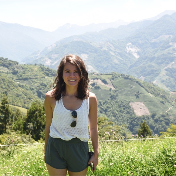 Meet your Posher, Phoebe - Picture 3 of 3